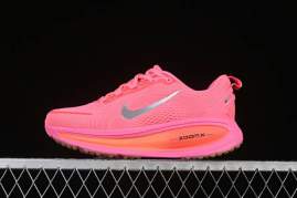 Picture of Nike Vomero 18 _SKUfw20850875376296246fw